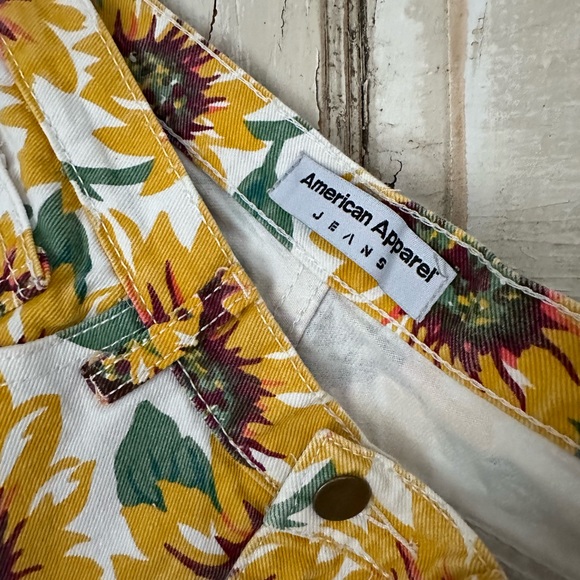 American Apparel Sunflower High Waisted Shorts | W 28 - Picture 4 of 7